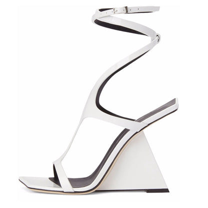 Klassische Orthopädische Sandalen mit zeitlosem Stil