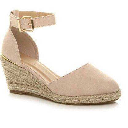 Schicke Orthopädische Sandalen mit einzigartigem Design