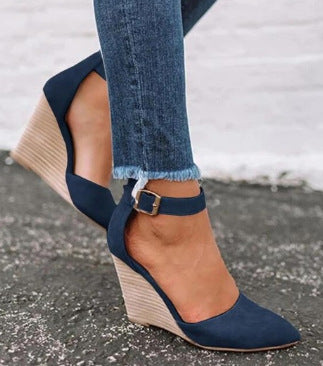 Klassische Orthopädische Sandalen mit zeitlosem Stil