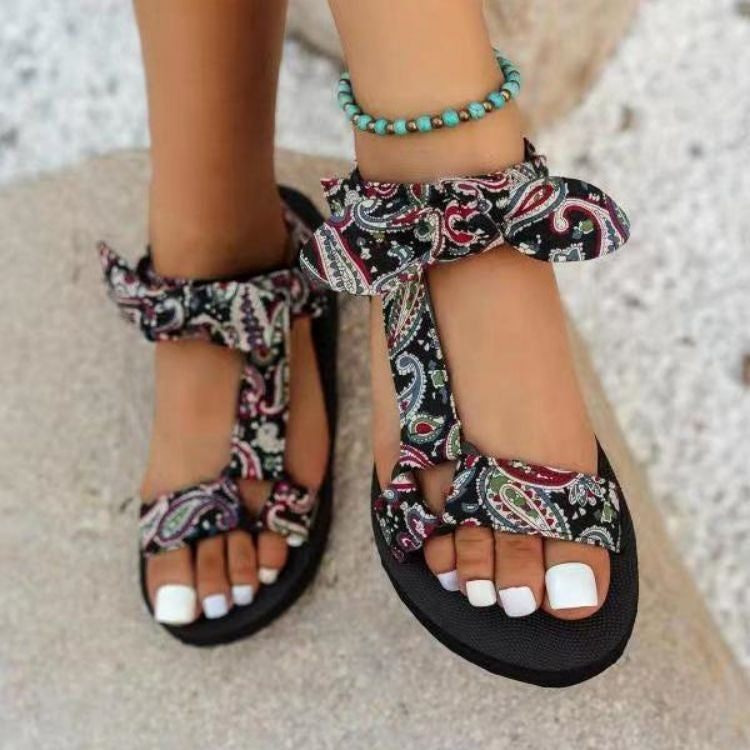 Anmutige Orthopädische Sandalen für modernen Look