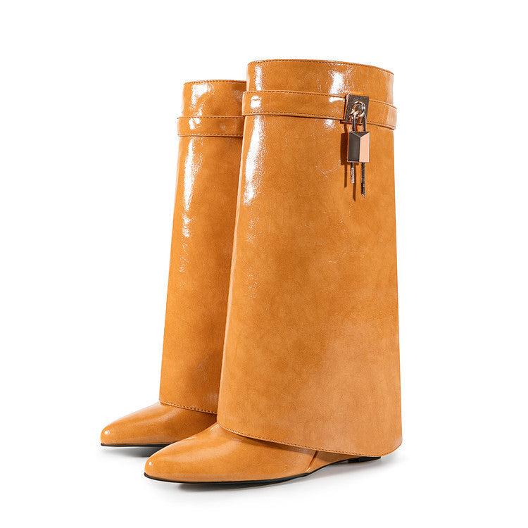 Schicke Orthopädische Stiefel mit einzigartigem Design