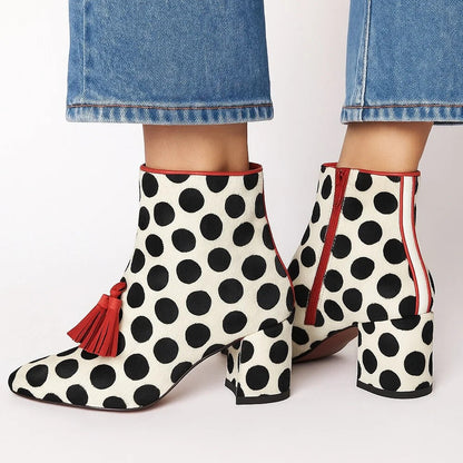 Schicke Orthopädische Stiefel mit einzigartigem Design