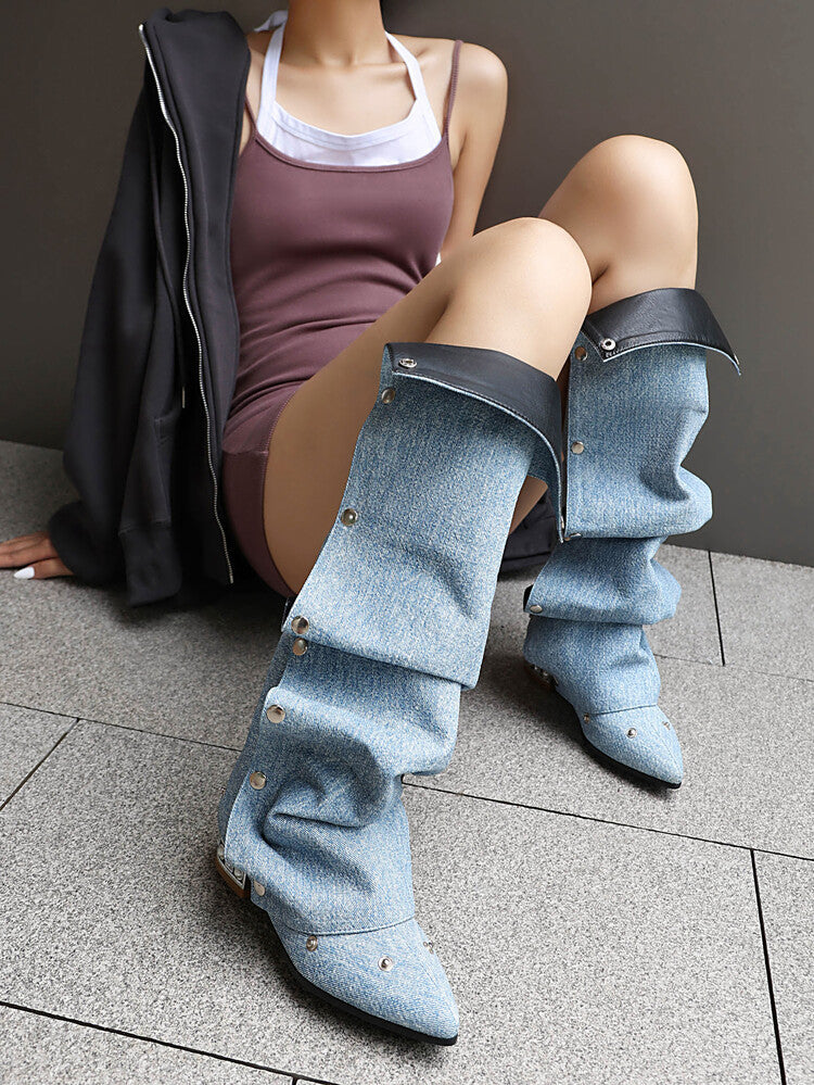 Schicke Orthopädische Stiefel mit einzigartigem Design