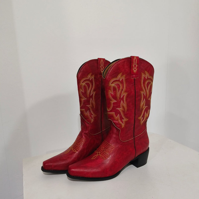Klassische Orthopädische Stiefel mit zeitlosem Stil