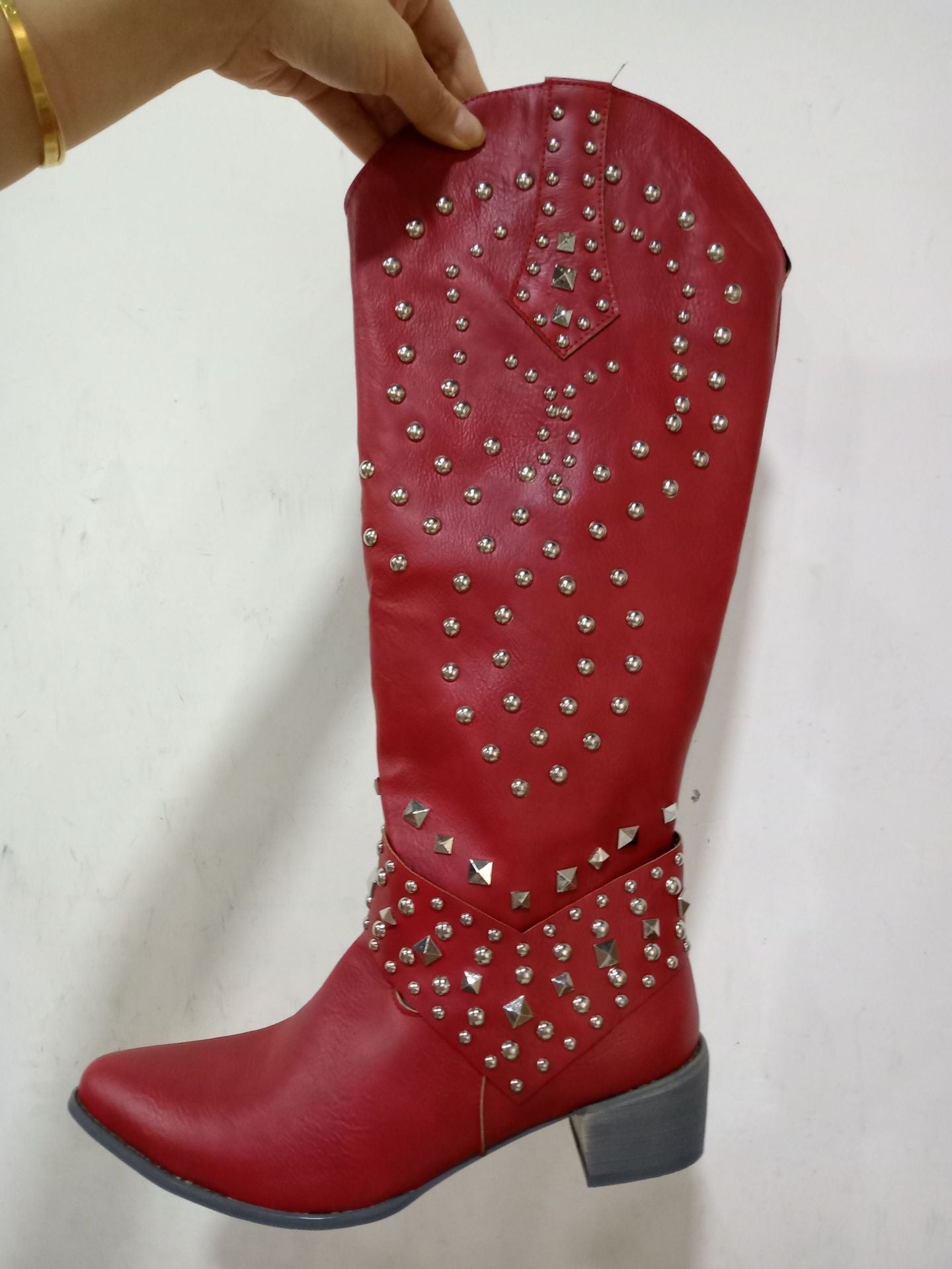 Schicke Orthopädische Stiefel mit einzigartigem Design