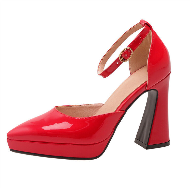 Klassische Orthopädische Schuhe mit zeitlosem Stil