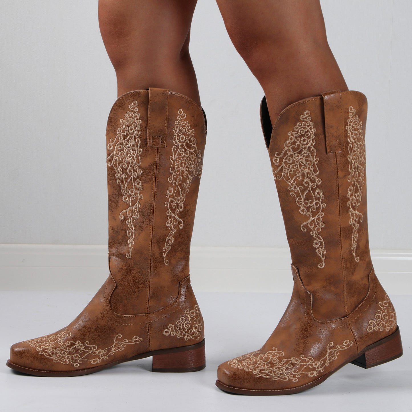 Stilvolle Orthopädische Stiefel für jeden Anlass