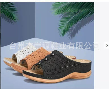 Klassische Orthopädische Sandalen mit zeitlosem Stil