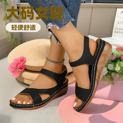 Schicke Orthopädische Sandalen mit einzigartigem Design