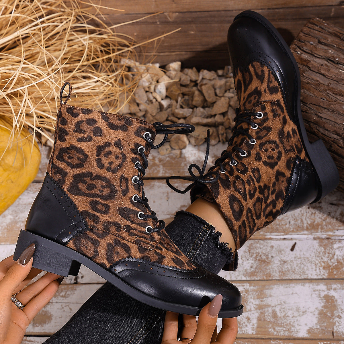 Vintage inspirierte Orthopädische Stiefel