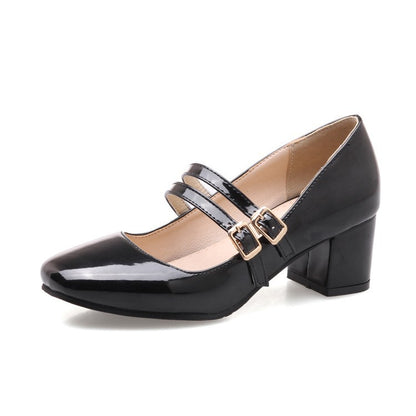 Klassische Orthopädische Schuhe mit zeitlosem Stil