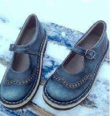 Schicke Orthopädische Schuhe mit einzigartigem Design