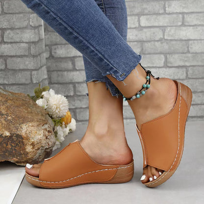 Anmutige Orthopädische Sandalen für modernen Look