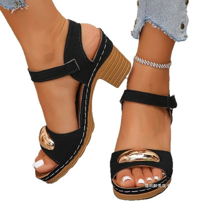 Schicke Orthopädische Sandalen mit einzigartigem Design