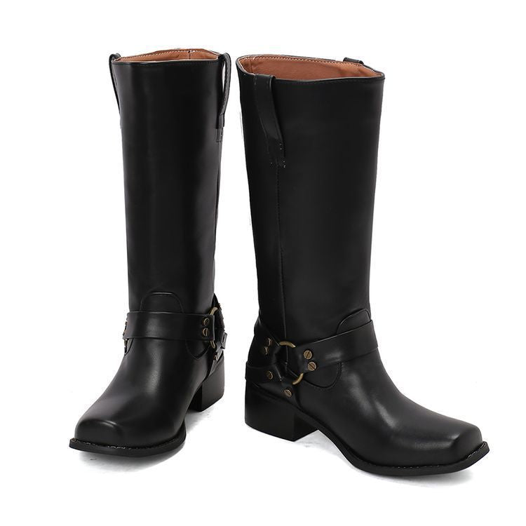 Wunderschön gefertigte orthopädische Stiefel