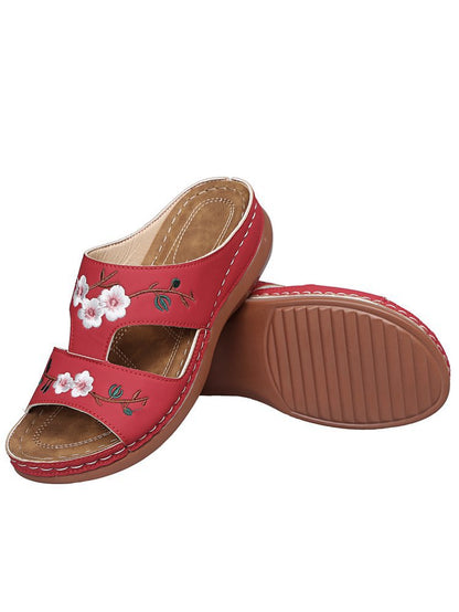 Anmutige Orthopädische Sandalen für modernen Look
