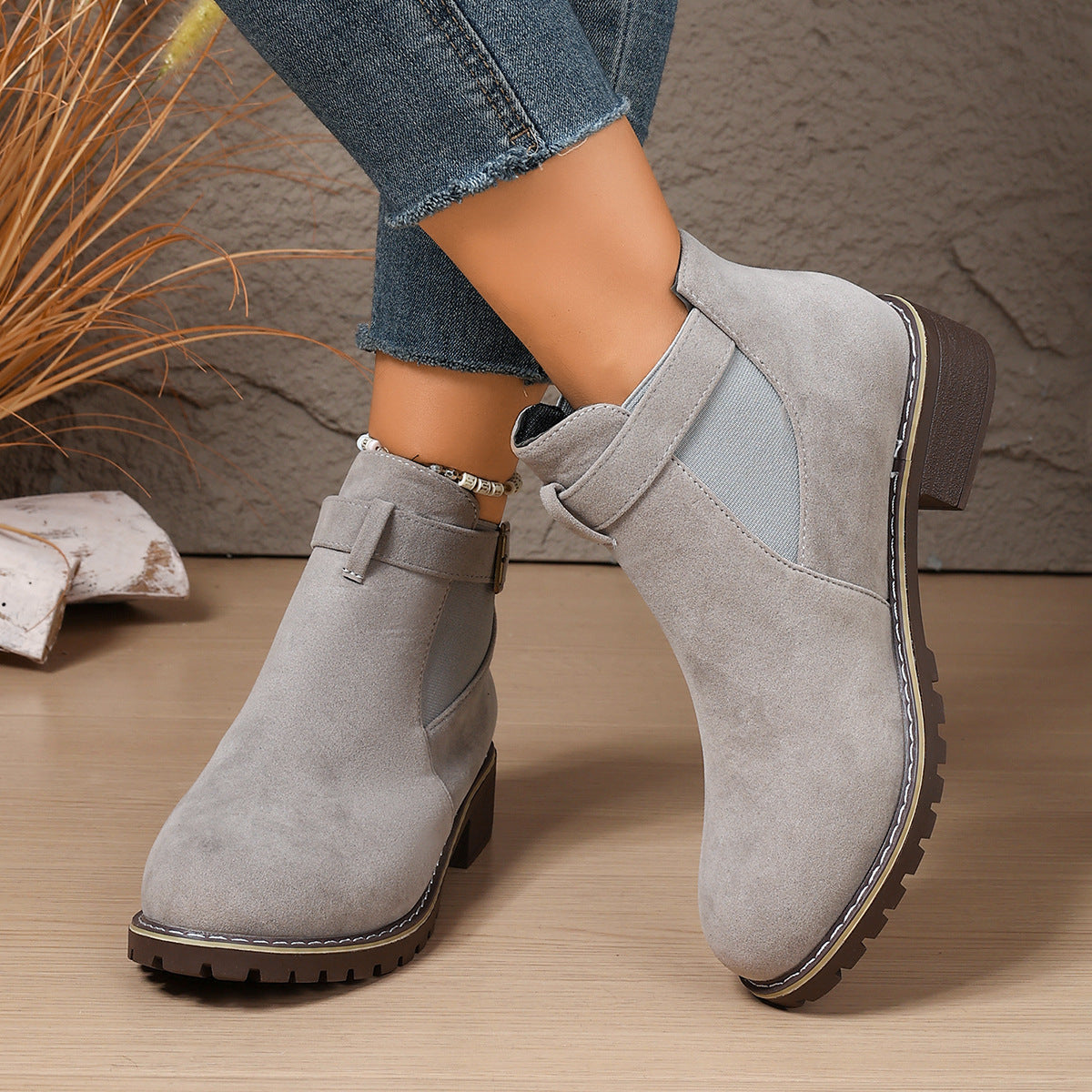 Schicke Orthopädische Stiefel mit einzigartigem Design