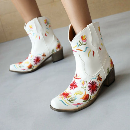 Schicke Orthopädische Stiefel mit einzigartigem Design