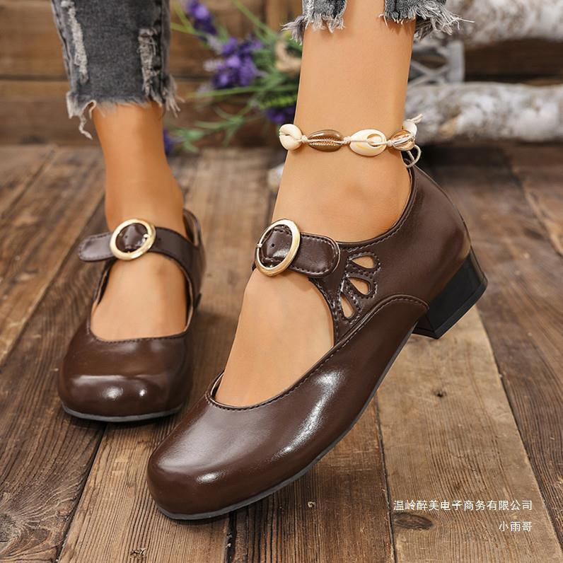 Schicke Orthopädische Schuhe mit einzigartigem Design