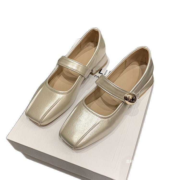 Schicke Orthopädische Schuhe mit einzigartigem Design