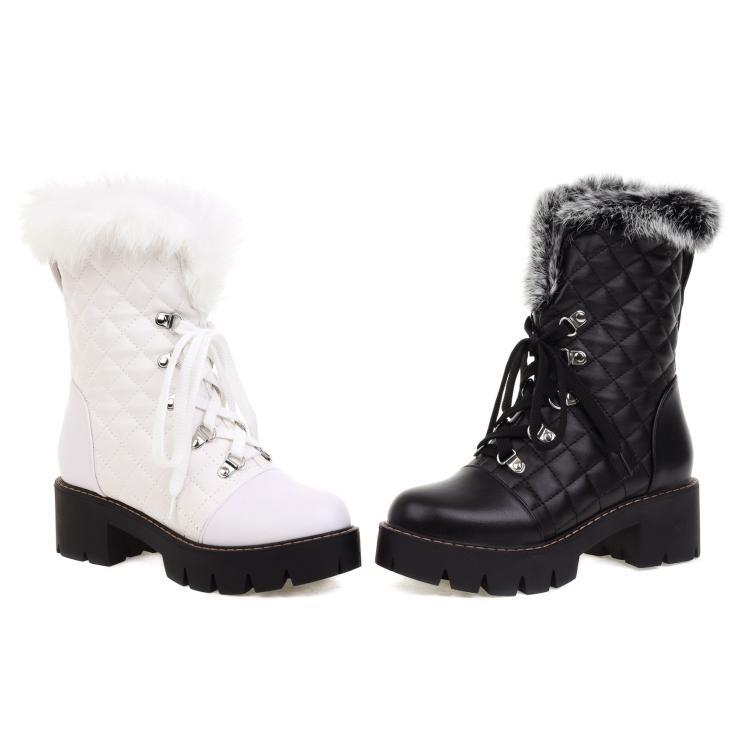 Klassische Orthopädische Stiefel mit zeitlosem Stil