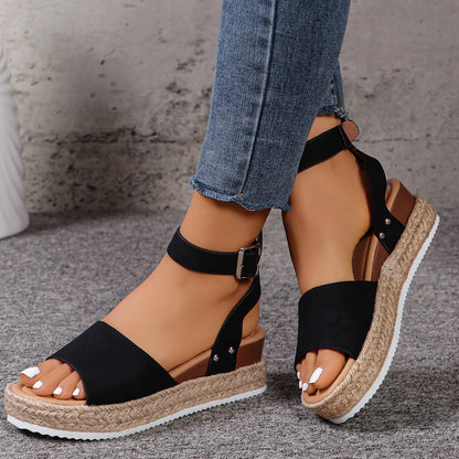 Klassische Orthopädische Sandalen mit zeitlosem Stil