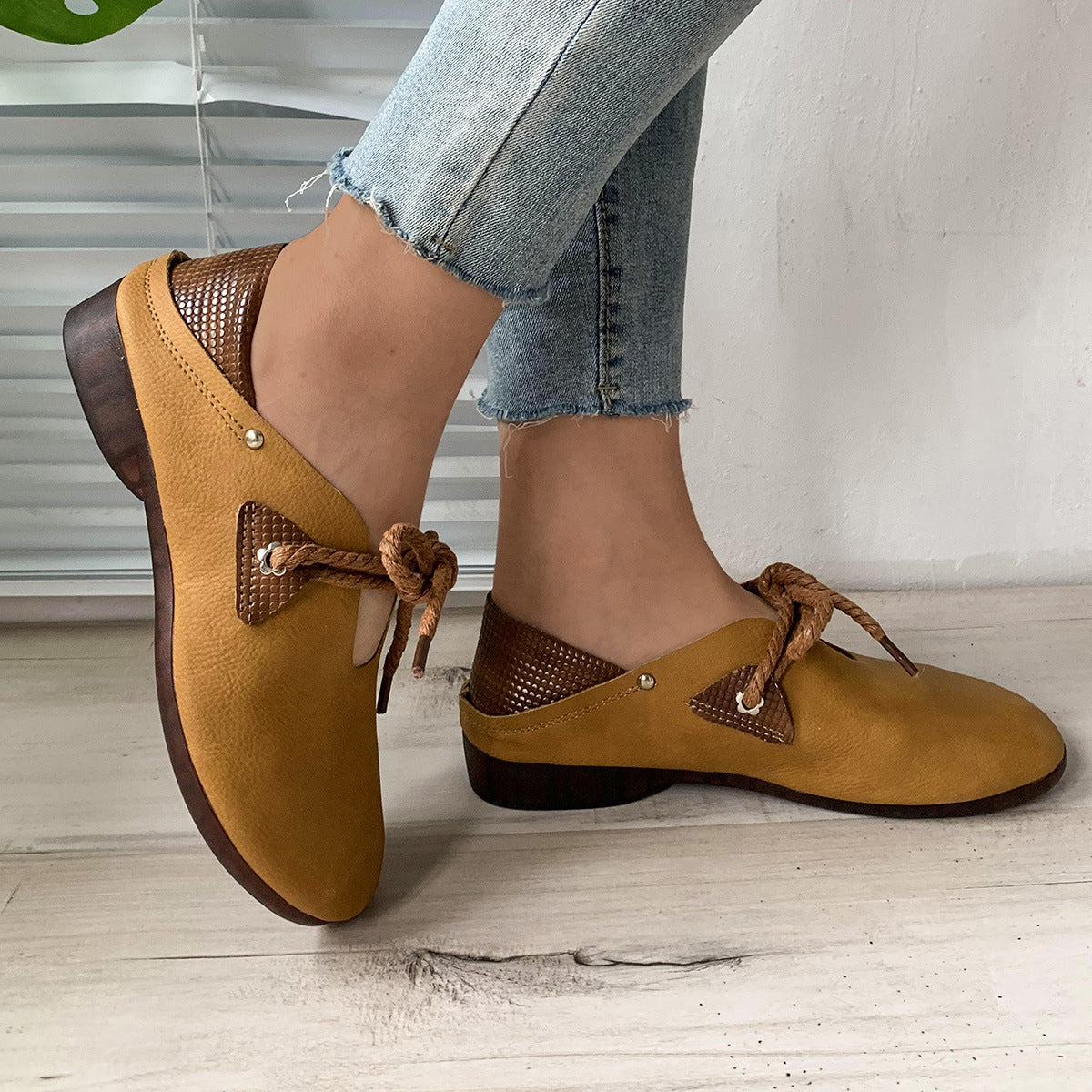 Schicke Orthopädische Schuhe mit einzigartigem Design