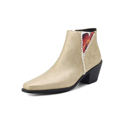 Anmutige Orthopädische Stiefel für modernen Look