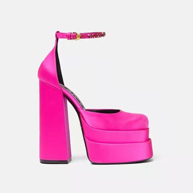 Klassische Orthopädische Sandalen mit zeitlosem Stil