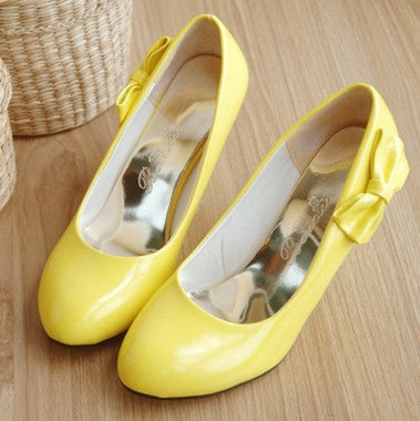 Klassische Orthopädische Schuhe mit zeitlosem Stil