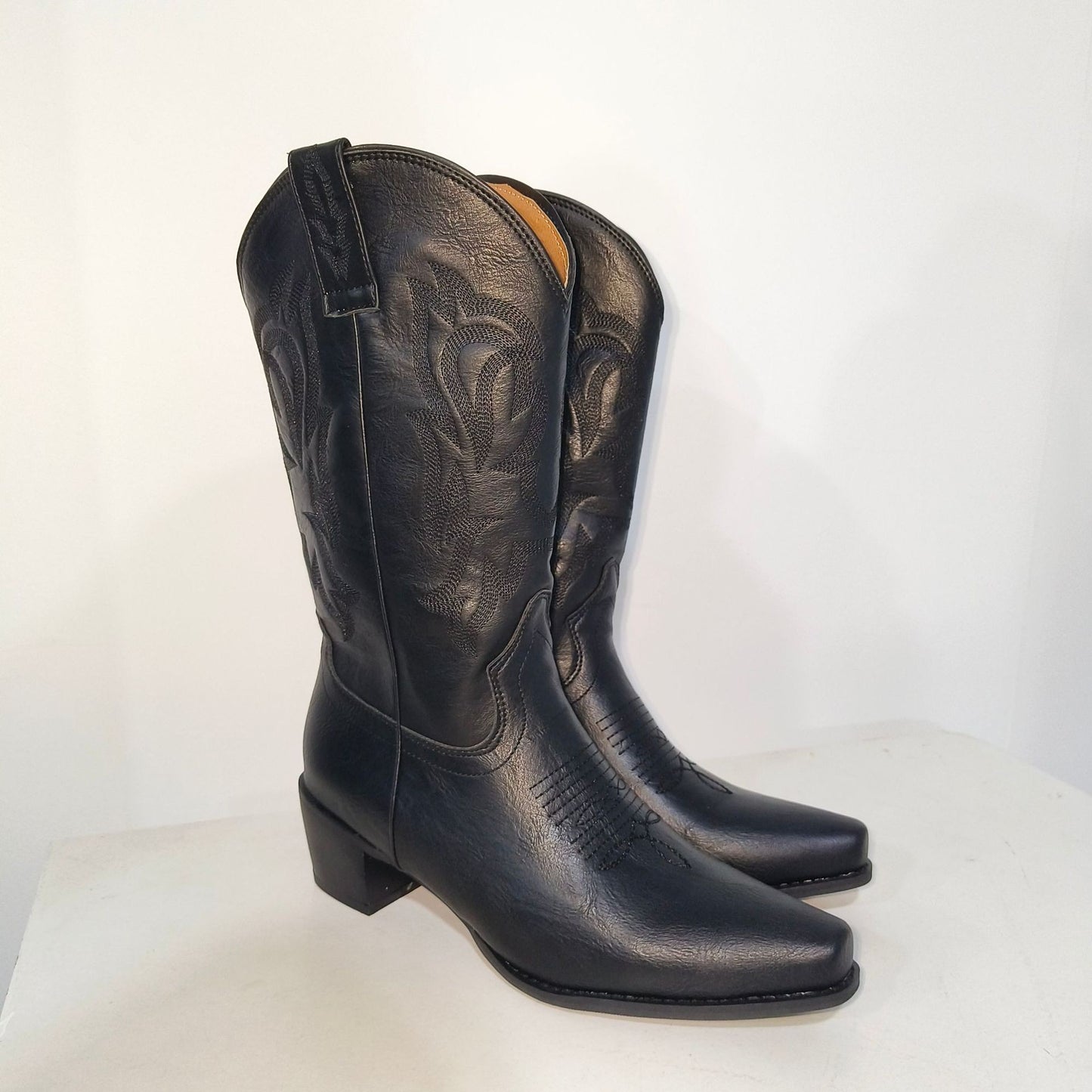 Stilvolle Orthopädische Stiefel für jeden Anlass