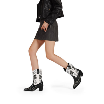 Schicke Orthopädische Stiefel mit einzigartigem Design