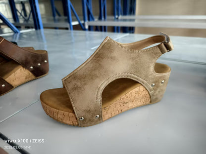 Anmutige Orthopädische Sandalen für modernen Look