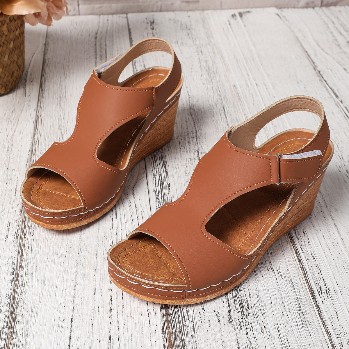 Klassische Orthopädische Sandalen mit zeitlosem Stil
