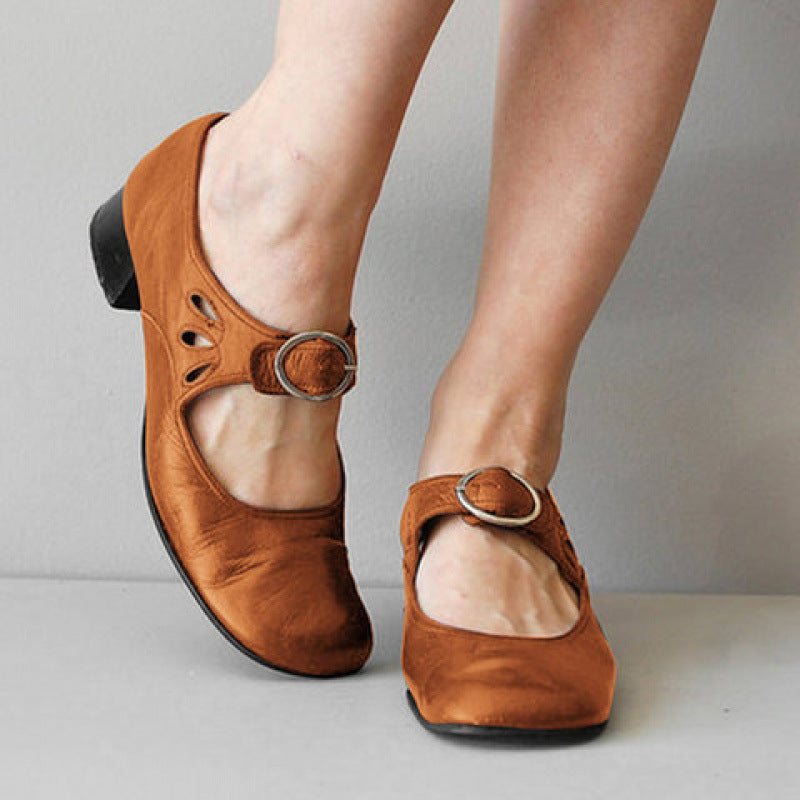 Klassische Orthopädische Schuhe mit zeitlosem Stil