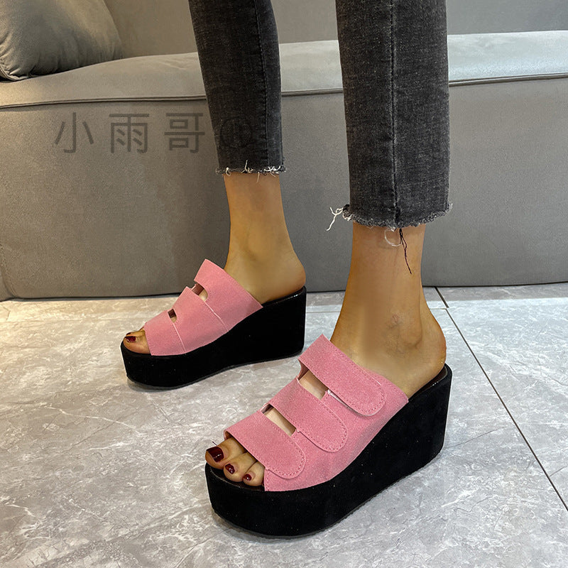 Anmutige Orthopädische Sandalen für modernen Look