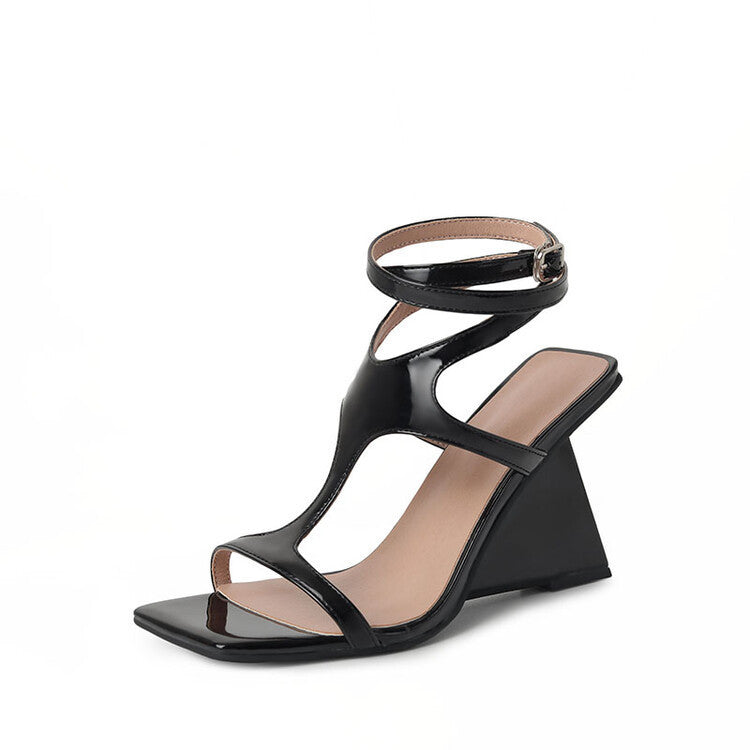 Anmutige Orthopädische Sandalen für modernen Look