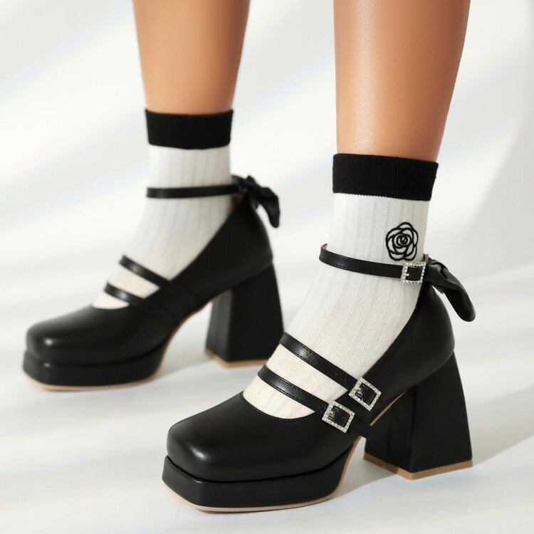 Schicke Orthopädische Schuhe mit einzigartigem Design