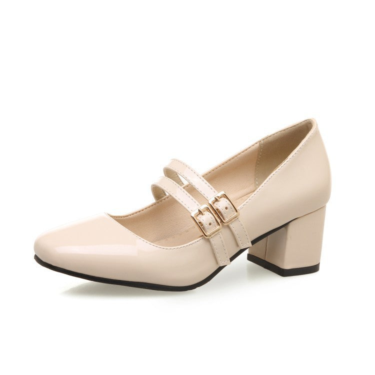 Klassische Orthopädische Schuhe mit zeitlosem Stil