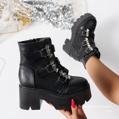 Schicke Orthopädische Stiefel mit einzigartigem Design