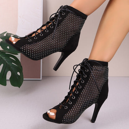 Anmutige Orthopädische Sandalen für modernen Look