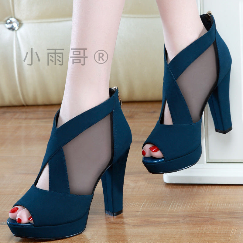 Anmutige Orthopädische Sandalen für modernen Look