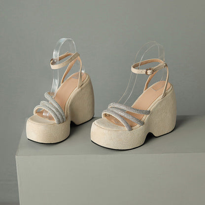 Elegante Orthopädische Sandalen für jeden Schritt