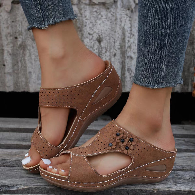 Schicke Orthopädische Sandalen mit einzigartigem Design