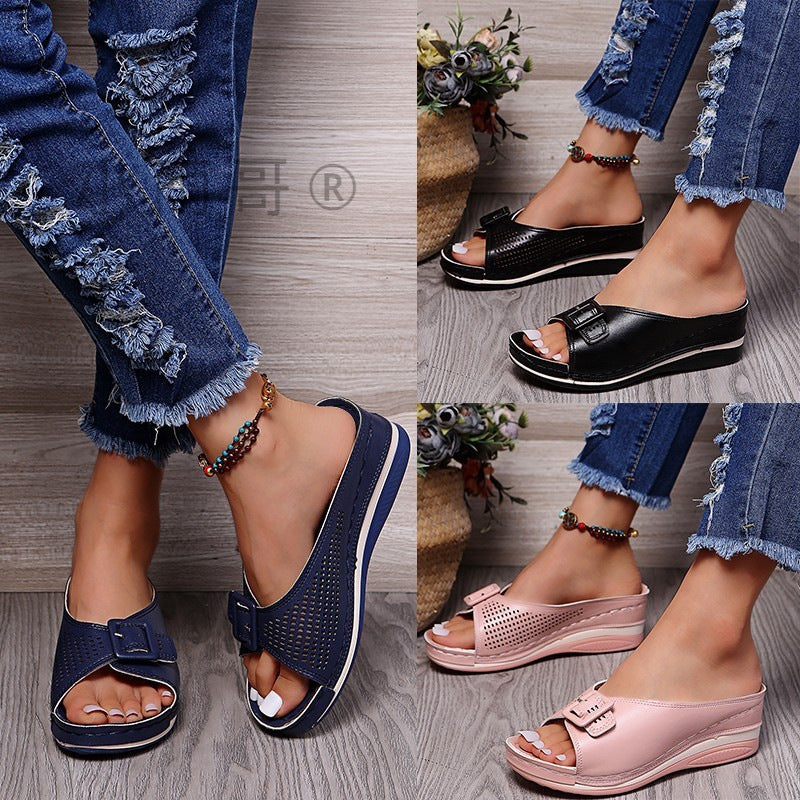 Klassische Orthopädische Sandalen mit zeitlosem Stil
