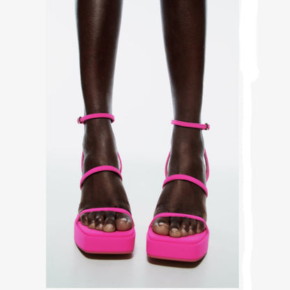 Wunderschön gefertigte Orthopädische Sandalen