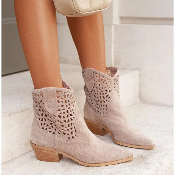 Elegante Orthopädische Stiefel für jeden Schritt