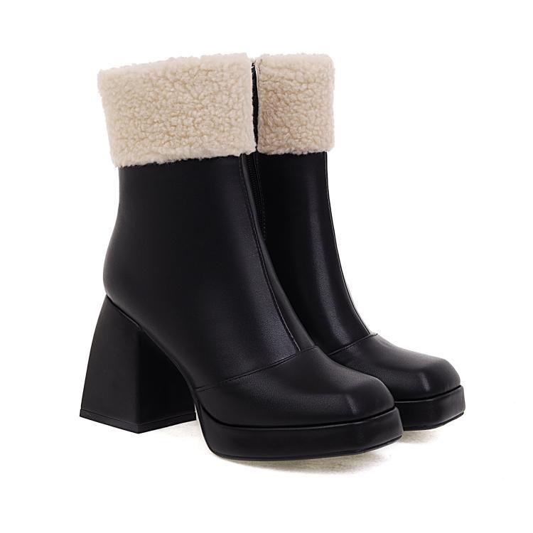 Schicke Orthopädische Stiefel mit einzigartigem Design