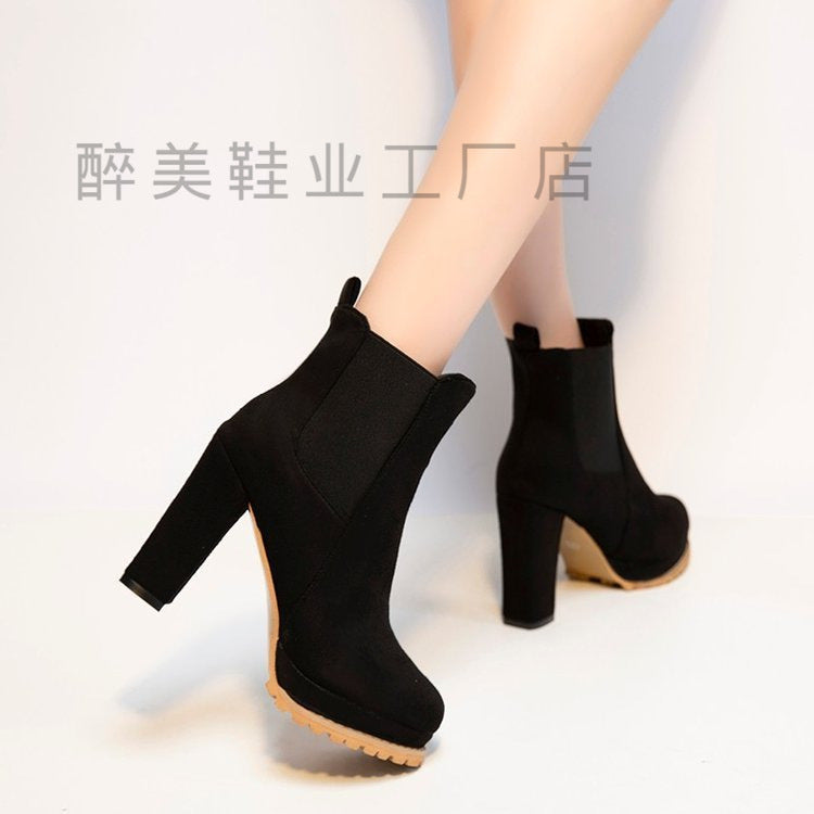Klassische Orthopädische Stiefel mit zeitlosem Stil