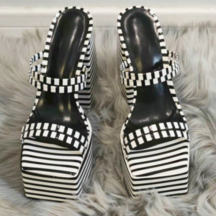 Elegante Orthopädische Sandalen für jeden Schritt